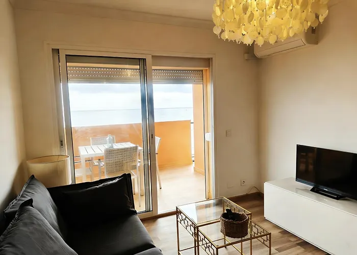 Cerca De La Playa Apartment *